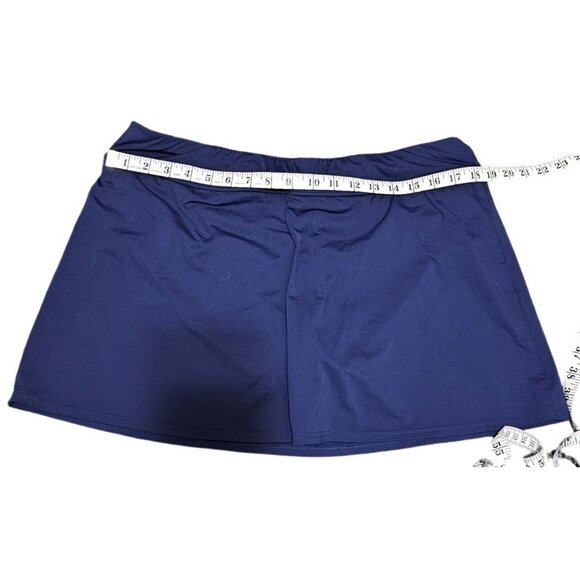 Lands End Women's Size 16 Navy Athletic Skirt With Built-In Shorts - Picture 6 of 6